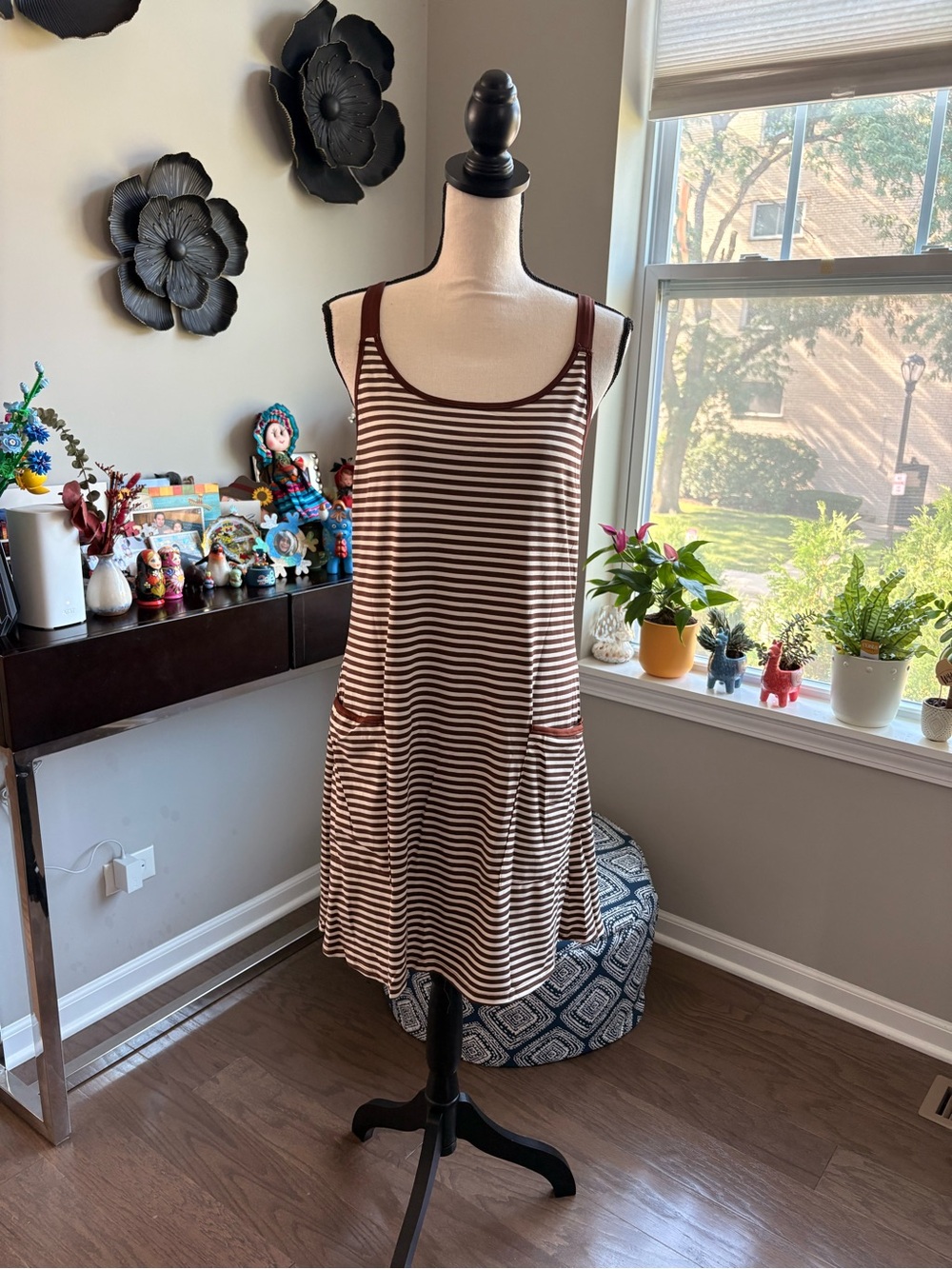 ✨Shein (NWT) V-Neck Striped
Athletic Mini Dress With Built-In Shorts Size M✨
